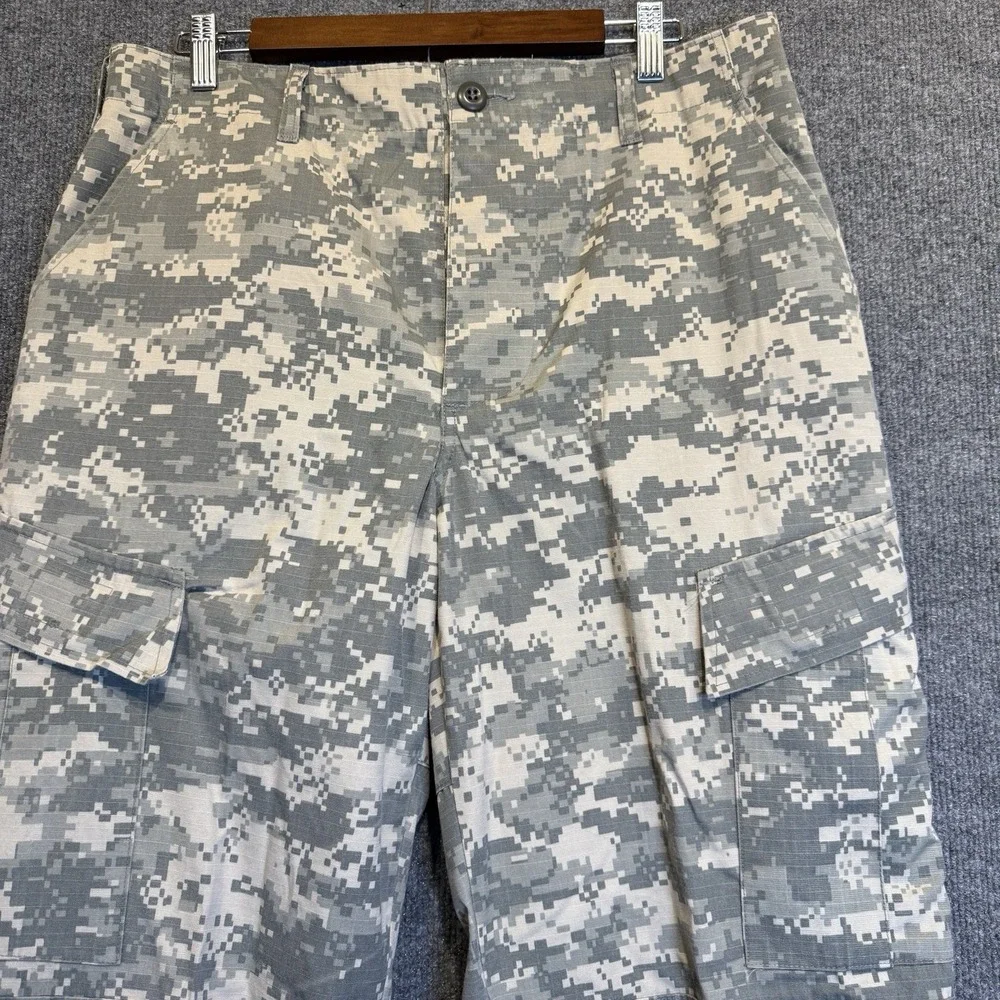 US Army ACU Combat Uniform Pants M Reg UCP Digital Camo Ripstop Nylon/Cotton - Picture 6 of 8